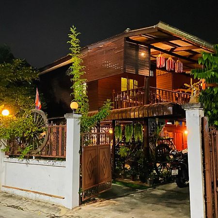 Banthai Guesthouse Фетчабури Екстериор снимка
