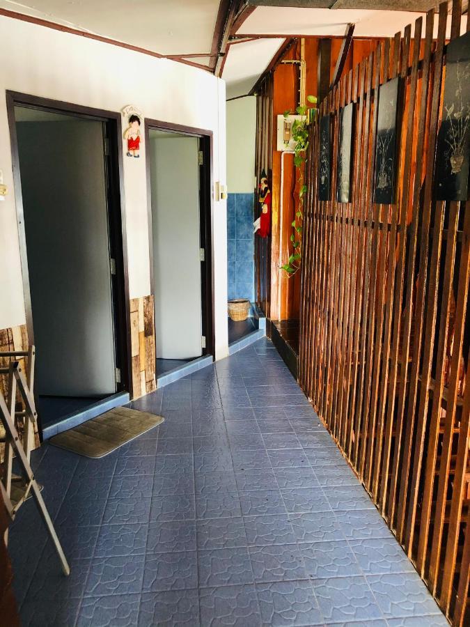 Banthai Guesthouse Фетчабури Екстериор снимка