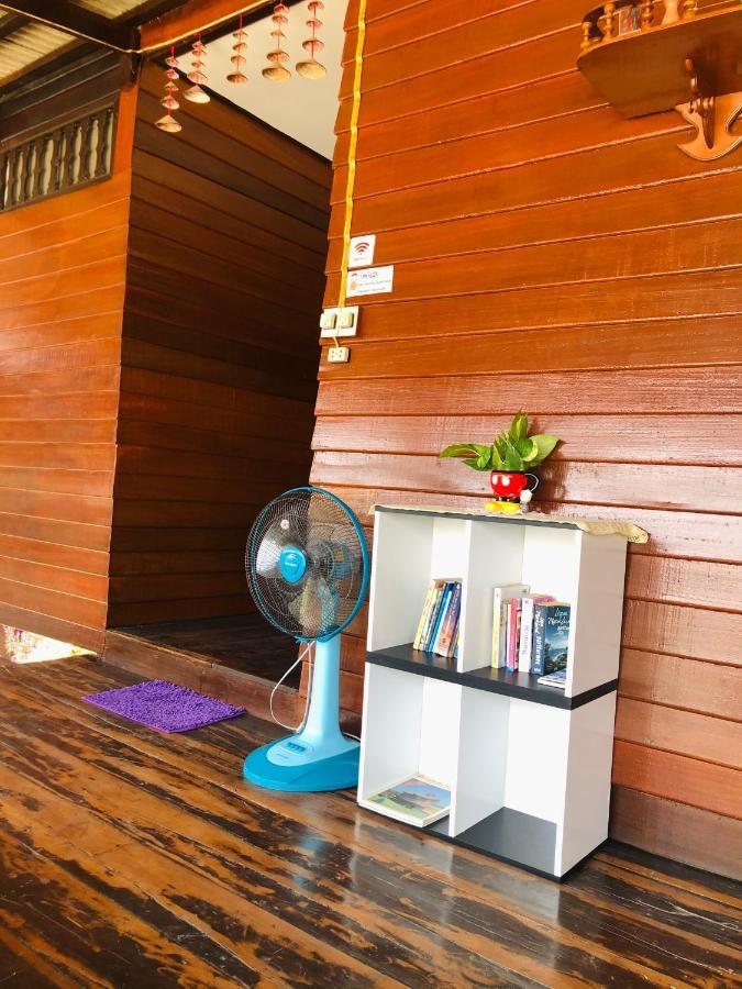 Banthai Guesthouse Фетчабури Екстериор снимка