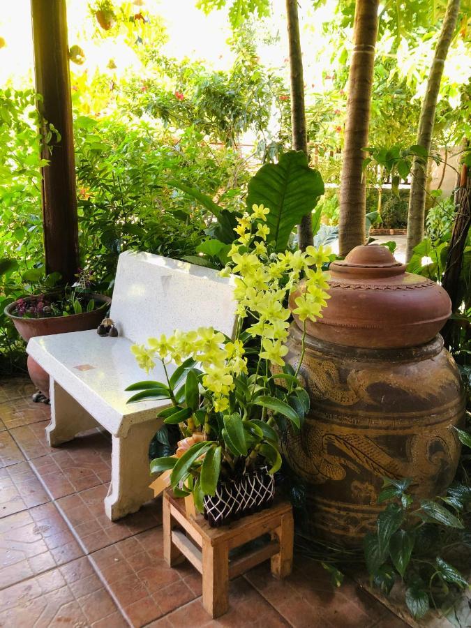 Banthai Guesthouse Фетчабури Екстериор снимка